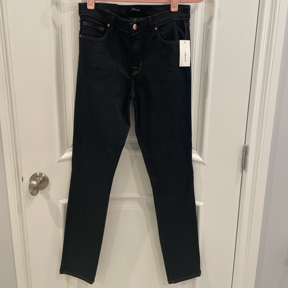 J Brand NWT size 28 skinny capri mid rise dark wash jeans